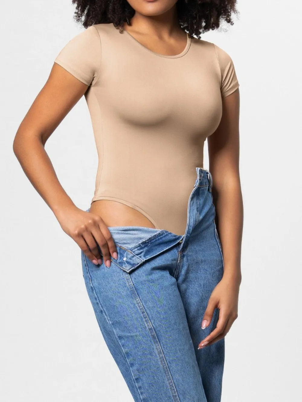 Full Size Round Neck Short Sleeve Bodysuit Body suits