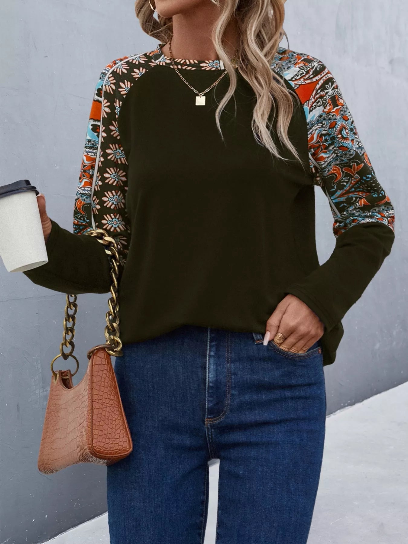 printed raglan t-shirt