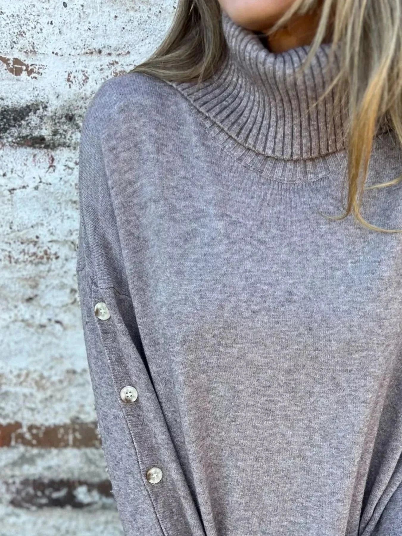 Full Size Turtleneck Long Sleeve Sweater Plus Size Tops and sweaters and T-Shirts