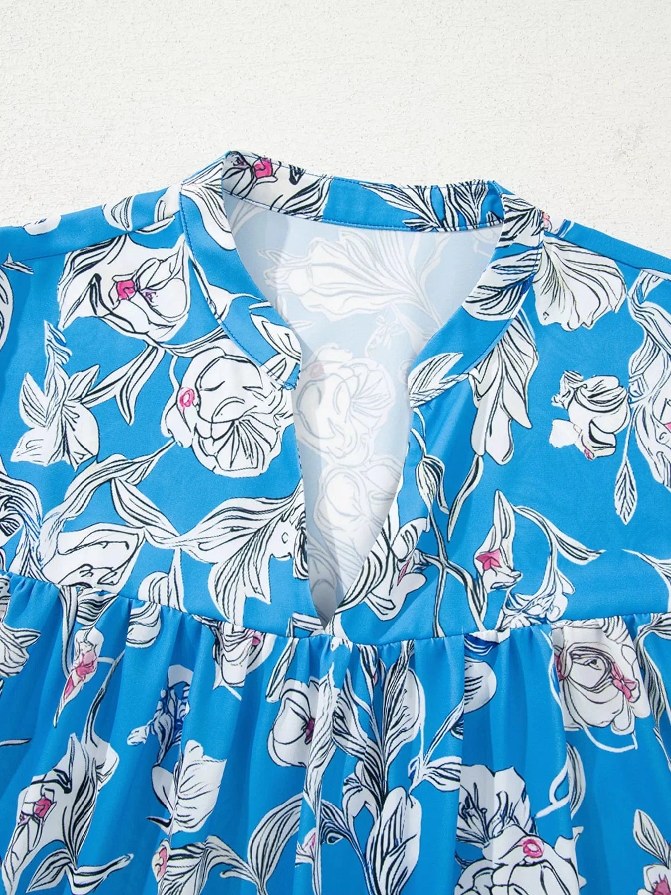 Notched Floral Print 3/4 Puff Sleeve Blouse Tops and sweaters and T-Shirts