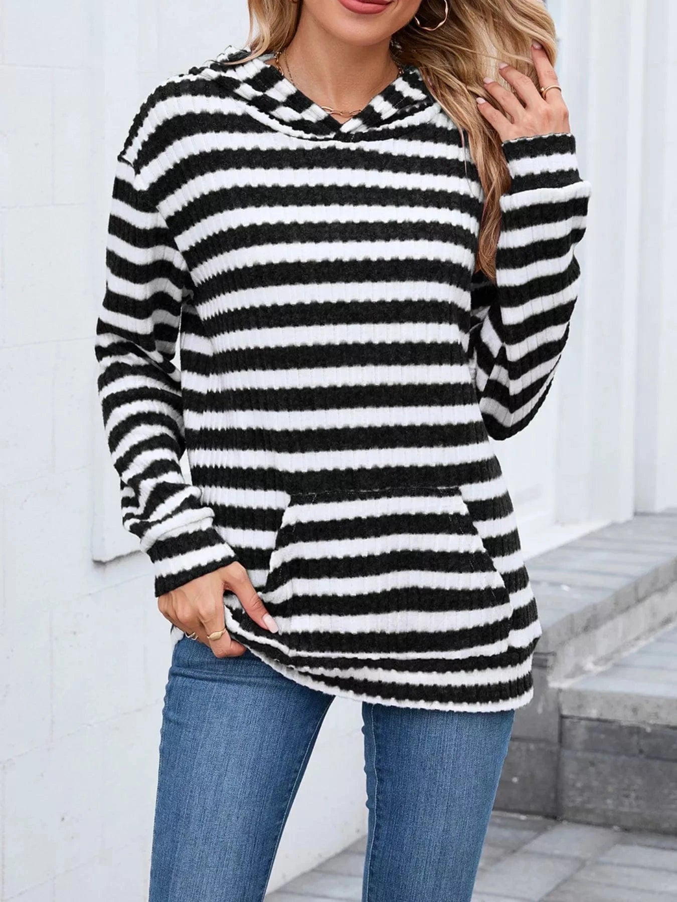Striped Dropped Shoulder Hoodie Tops and sweaters and T-Shirts