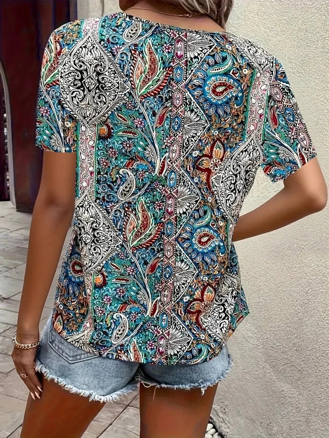 Bohemian Paisley Print V-Neck Short Sleeve T-Shirt Tops and T-Shirts