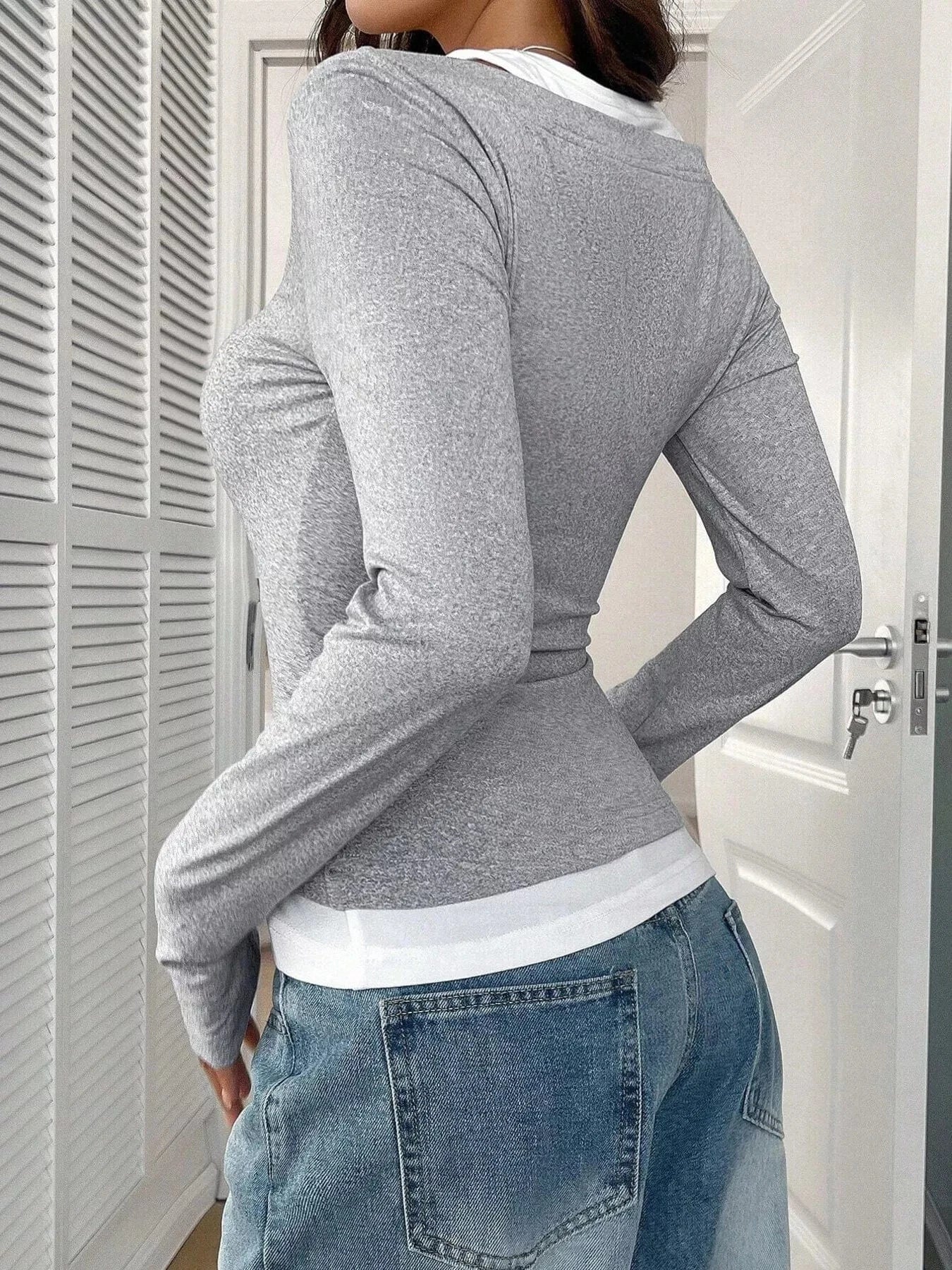 Women tops Scoop Neck Long Sleeve T-Shirt Scoop Neck Long Sleeve T-Shirt