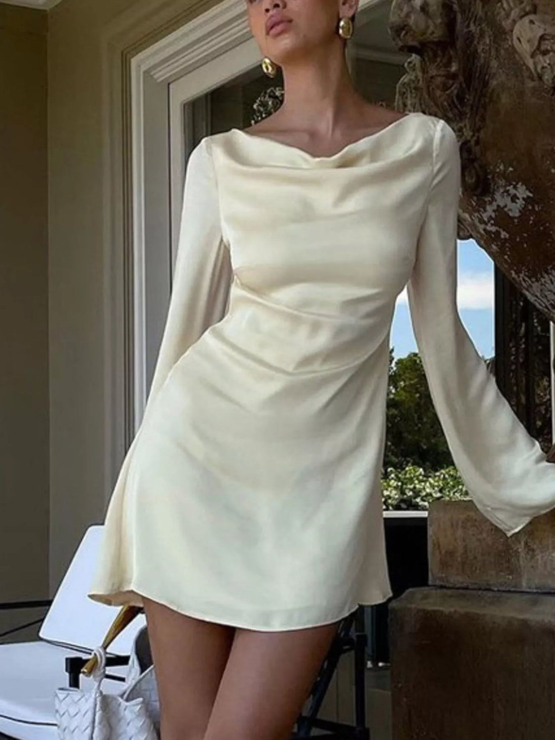 Backless Long Sleeve Mini Dress Beige / S