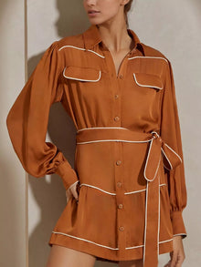 Robe chemise boutonnée à manches longues