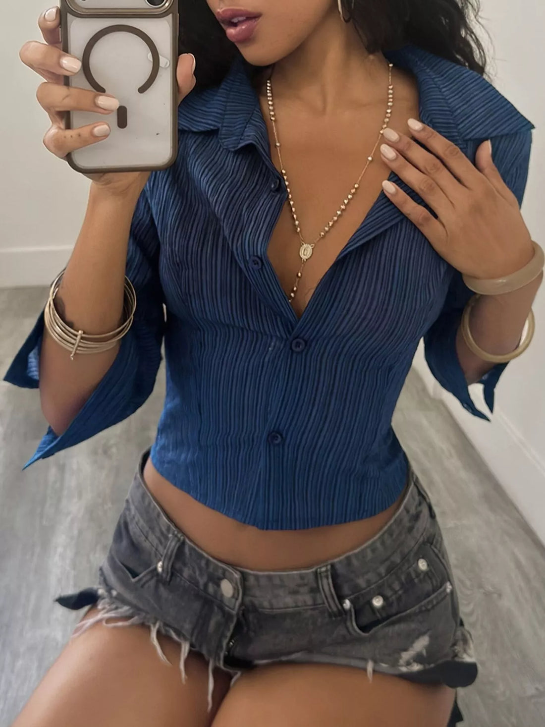 Button-Up 3/4 Sleeve Fitted Shirt Blue / S