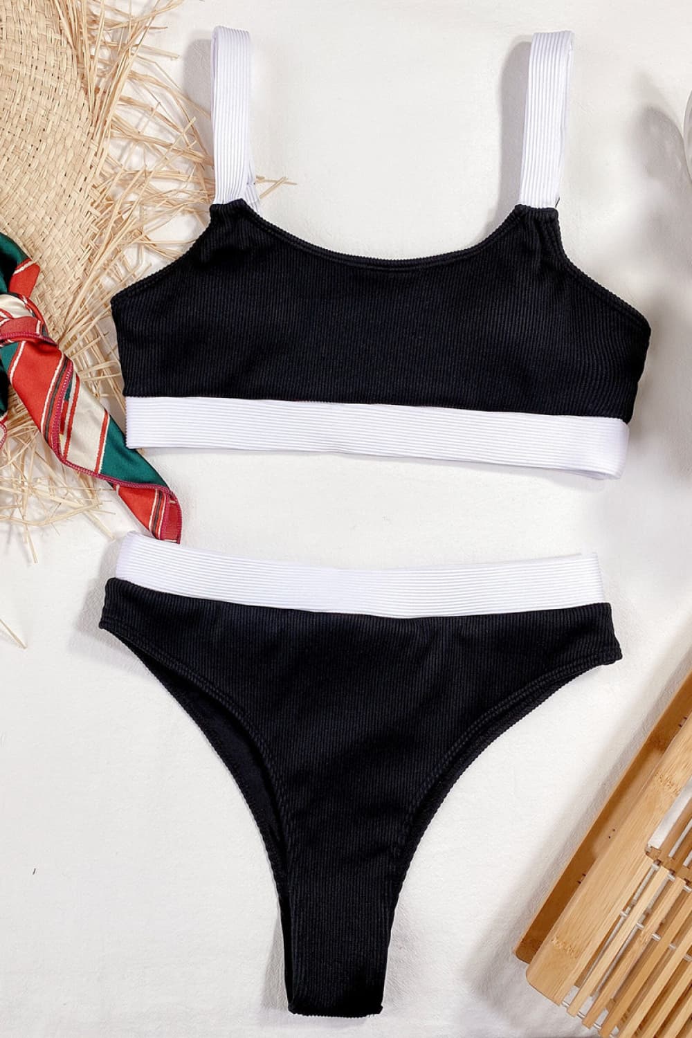 Color Block Scoop Neck Bikini Set Black / S