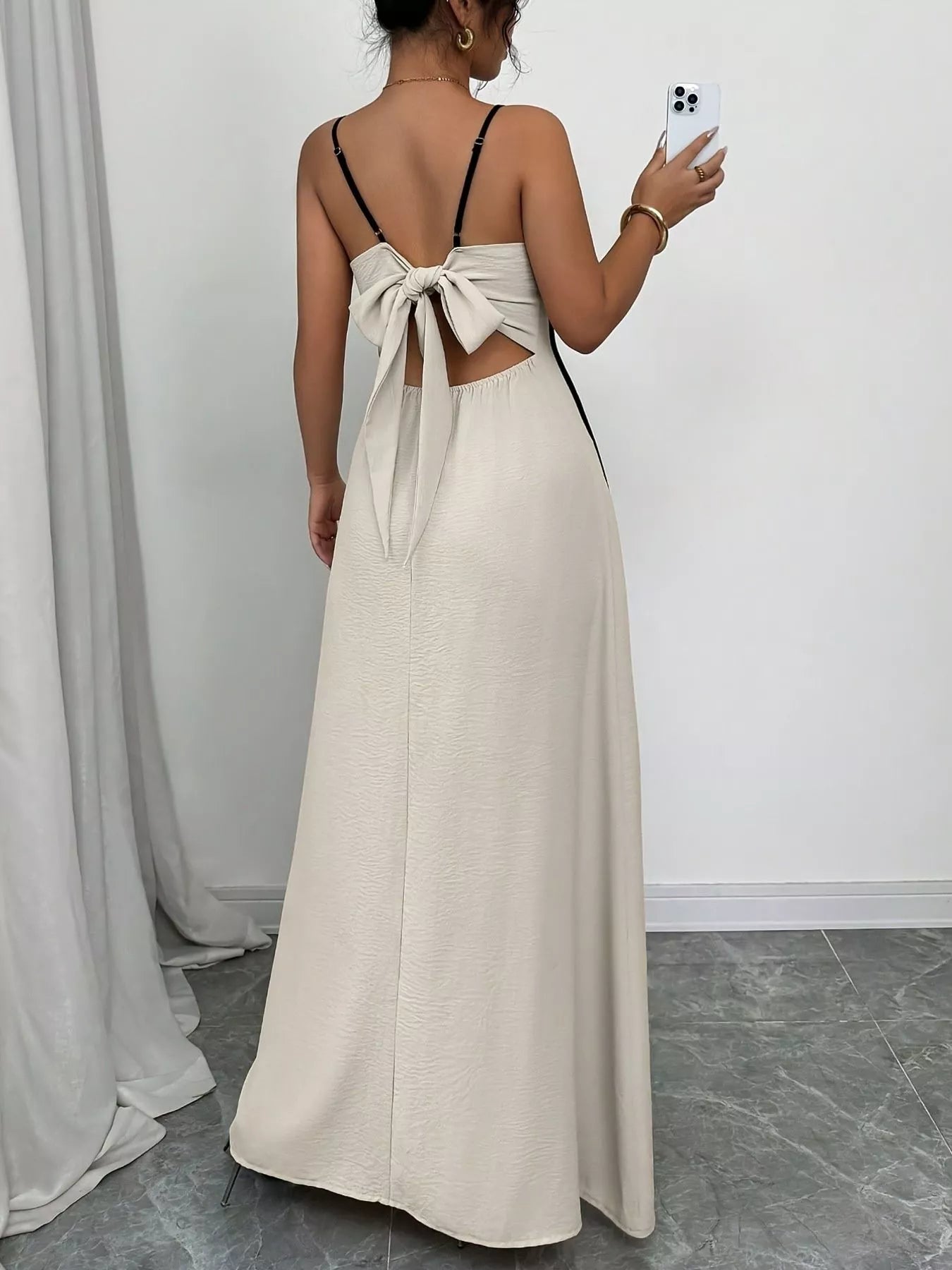 Contrast Trim Spaghetti Strap Maxi Dress