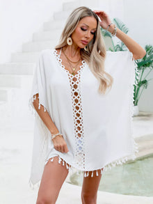 Robe de plage au crochet avec pompons