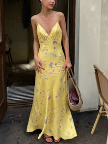 Maxi abito con spalline sottili a fantasia floreale
