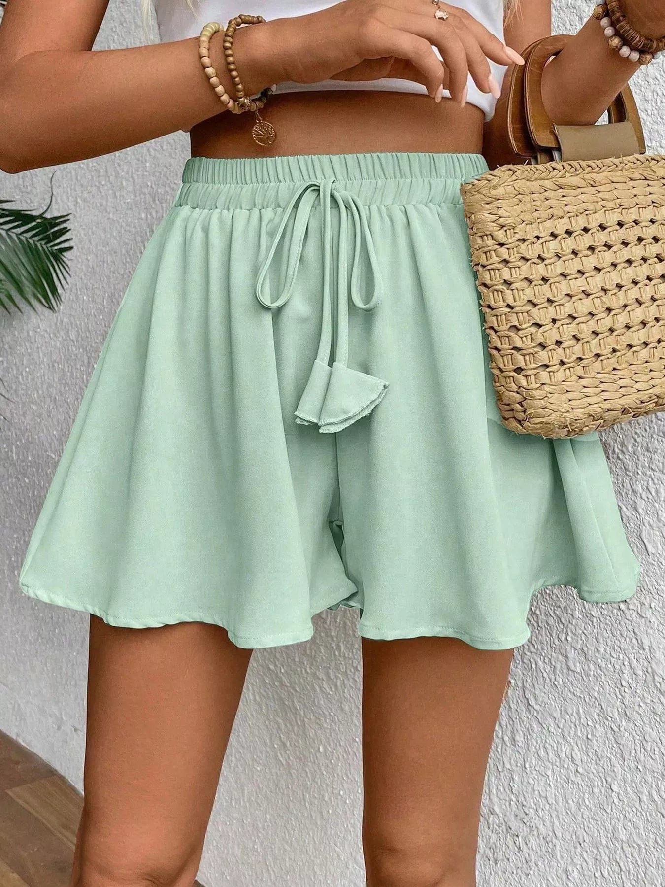 Flowy Drawstring Waist Shorts Green / S