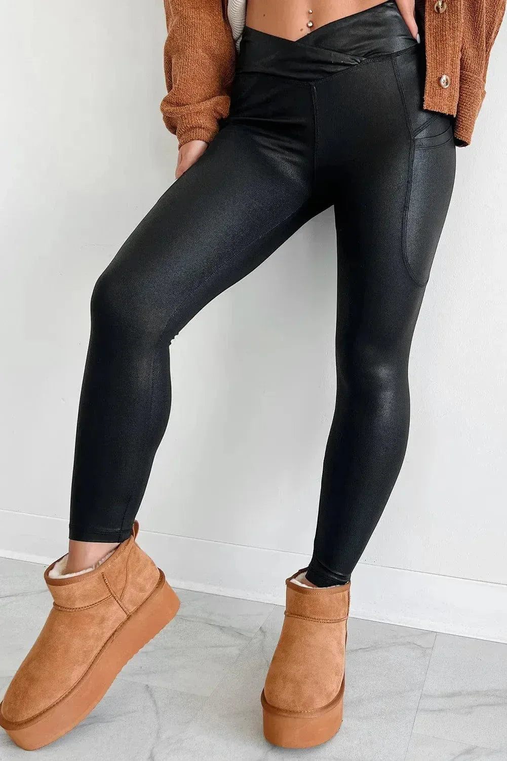 High Waist Leggings with Pockets Black / S
