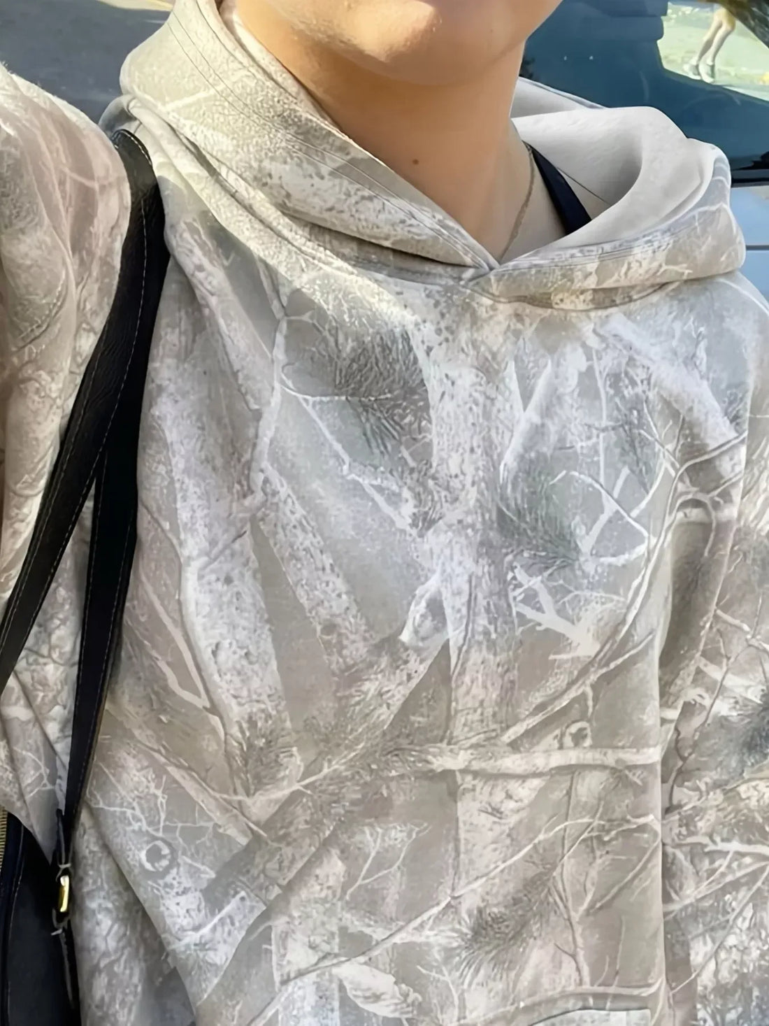 Kangaroo Pocket Hoodie Light Gray / S