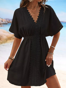 Cache-maillot de plage en V avec détails en dentelle
