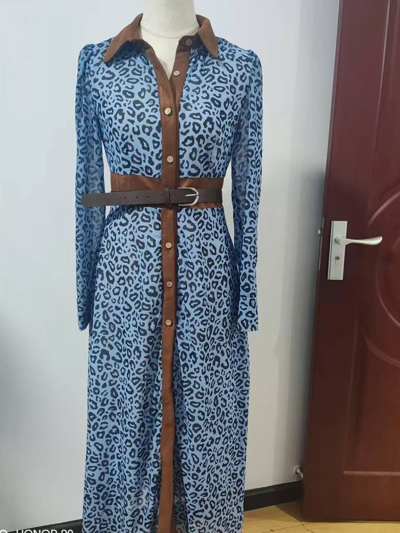 Leopard Print Contrast-Trim Shirt Dress - product view 4