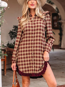 Vestito camicia a maniche lunghe con balze a quadri