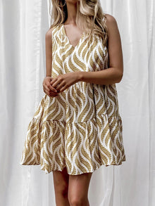 Mini-robe sans manches imprimée à col en V