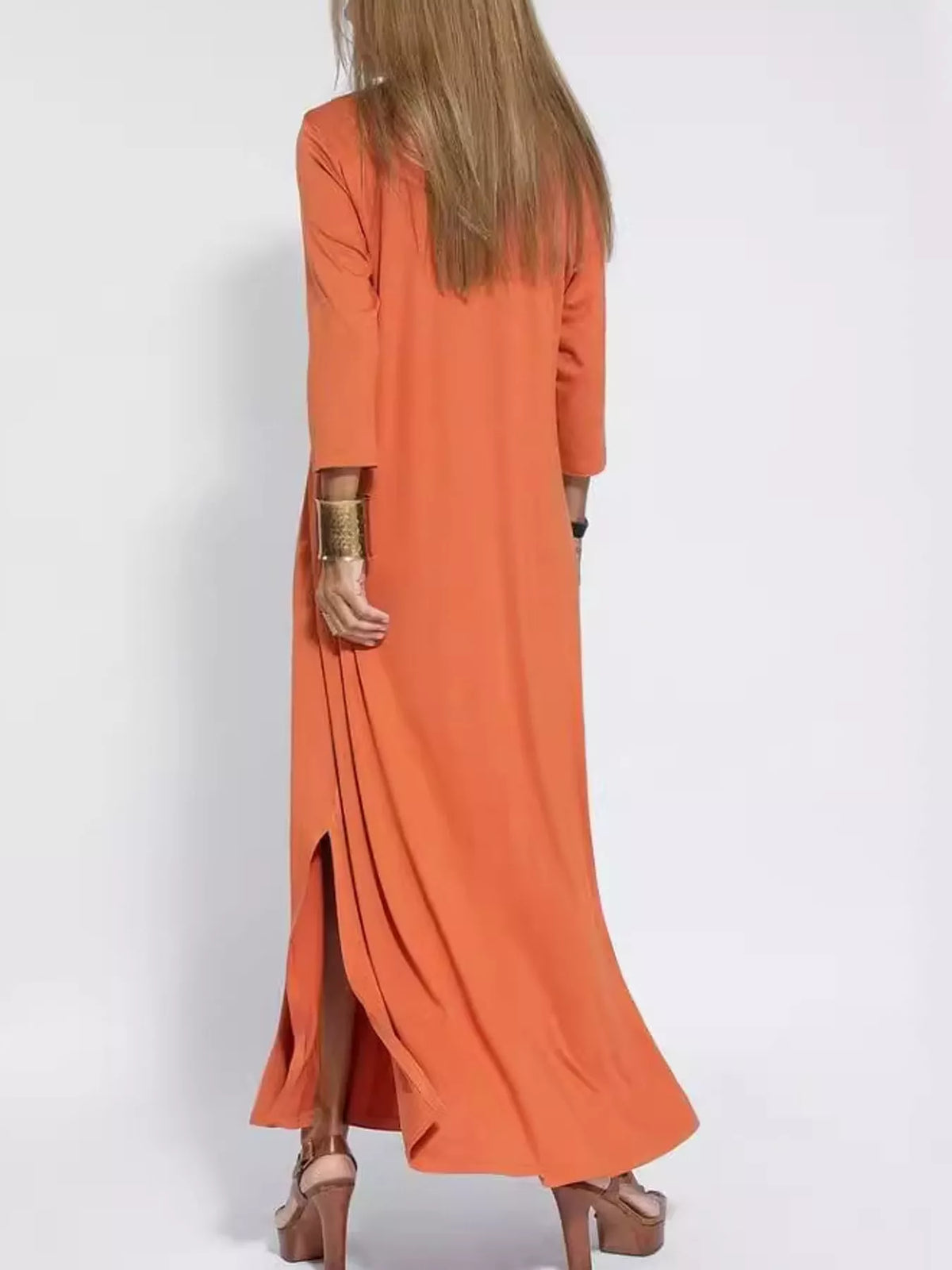 Relaxed V-Neck Long-Sleeve Midi Dress