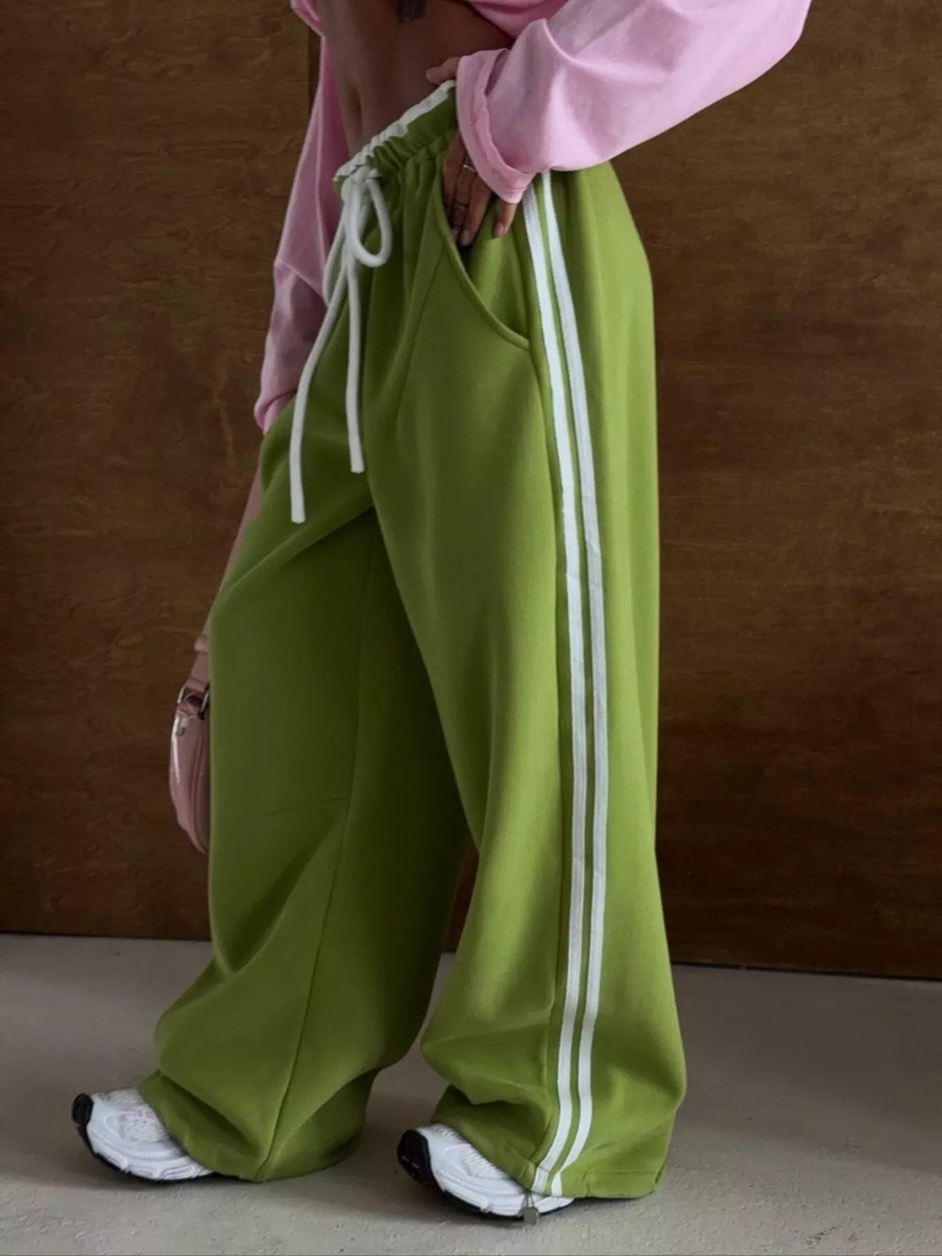 Side Stripes High-Waisted Wide-Leg Sweatpants