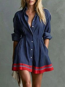 Vestito a camicia con orlo a contrasto a righe e bottoni
