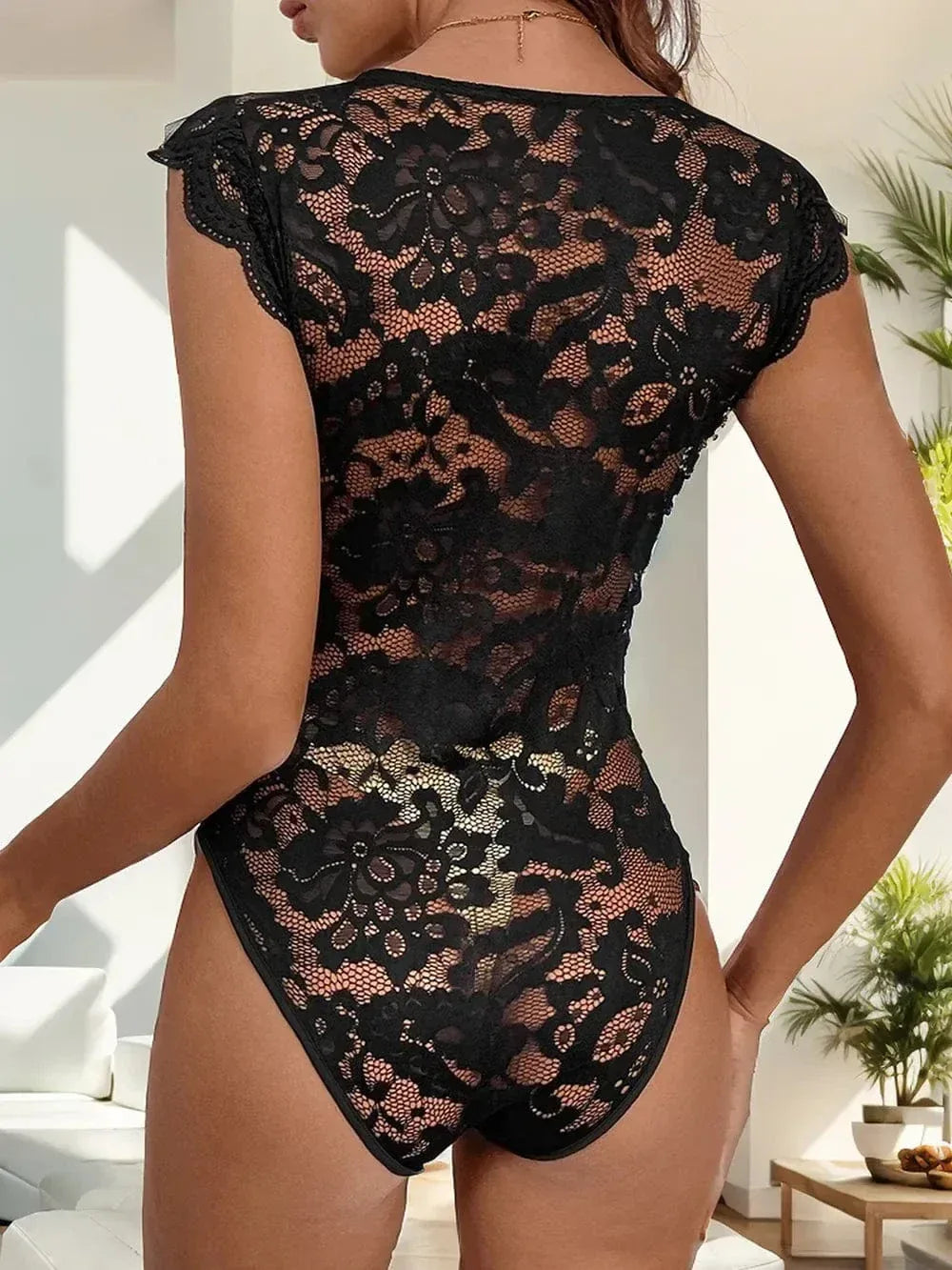 V-Neck Lace Bodysuit Black / S
