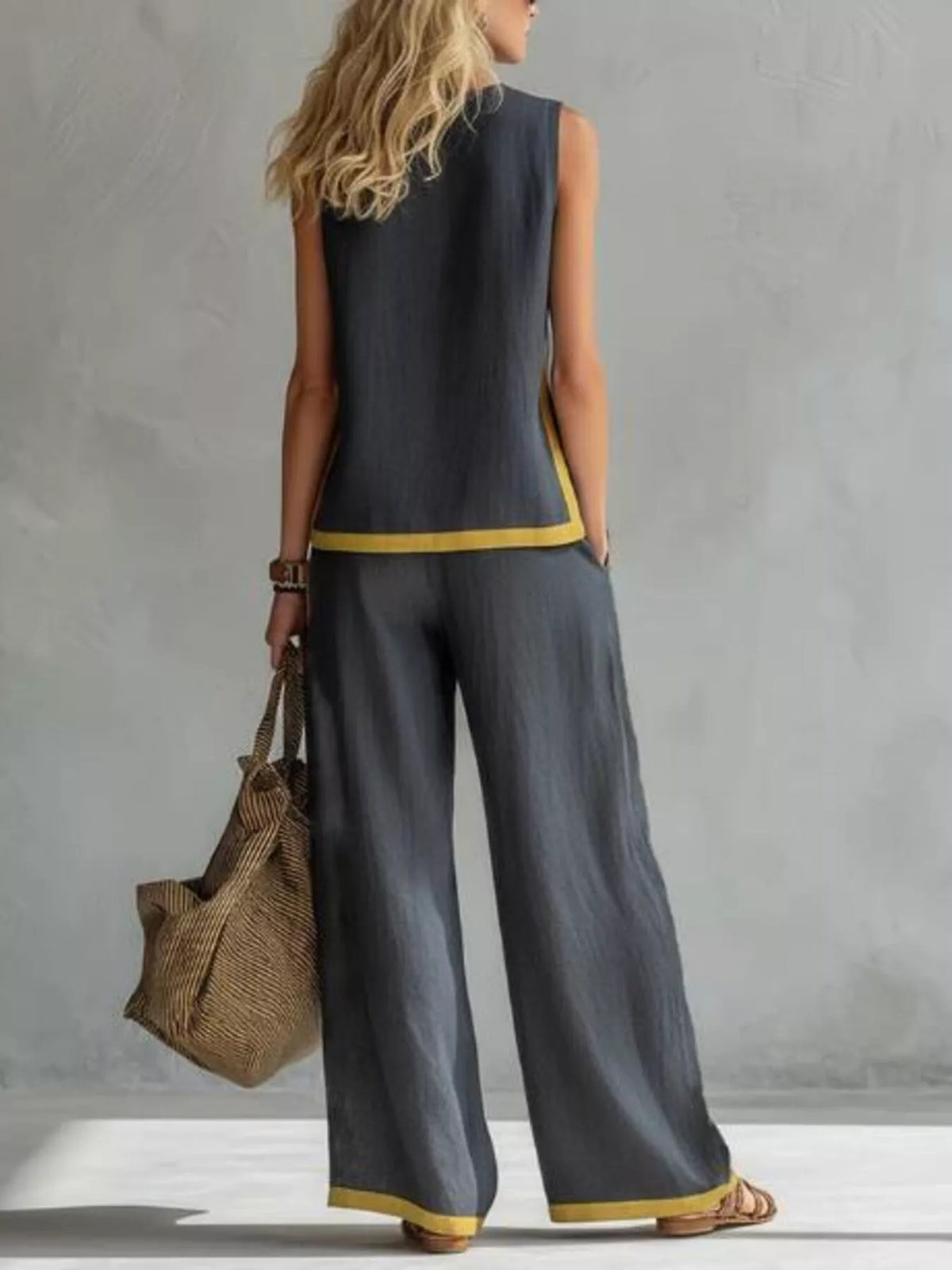Contrast Stripe Top & Wide-Leg Pants Set